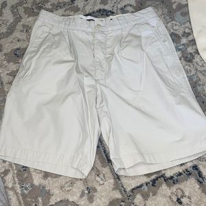 Vineyard Vines Men’s Cargo Shorts | 32